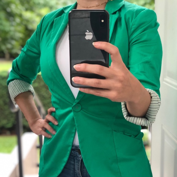 Classy Green blazer - Picture 3 of 12